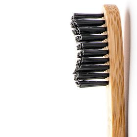 Humble Brush Soft Siyah Diş Fırçası