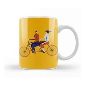 Humuts Couple Riding A Bicycle Kupa Bardak