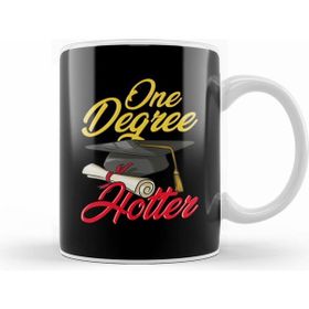 Humuts Cute One Degree Hotter College Graduation Day Pun Beyaz Kupa
