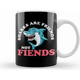 Humuts Funny Sharks Are Friends Not Fiends Cute Shark Pun Kupa Bardak