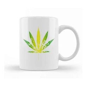 Humuts St Patrick Marijuana Gift Kupa Bardak