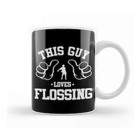 Humuts This Guy Loves Flossing Kupa Bardak