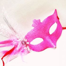 Huramarketing Sim İşlemeli İnci Boncuk Detaylı Pembe Renk 13x18 cm Tüylü Balo Maskesi