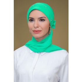 Hürrem Bone 1206A_32 Su Yeşili Sandy Kumaş Güllü İşlemeli Şifon Atkılı Pratik Hazır Geçmeli Tesettür Bone