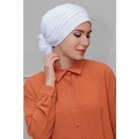 Hürrem Bone 1805_42 Beyaz Sandy Kumaş İncili Pileli Nervürlü Güllü Pratik Hazır Geçmeli Tesettür Bone