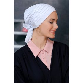 Hürrem Bone 1806_42 Beyaz Sandy Kumaş Pileli Nervürlü Güllü Pratik Hazır Geçmeli Tesettür Bone