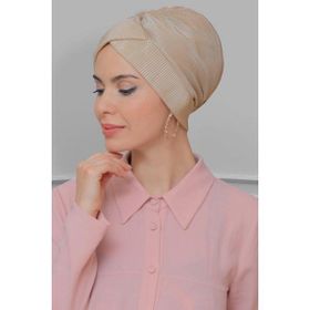 Hürrem Bone 1822_12 Bej Fukuro Piliseli Çapraz Büzgülü Pratik Hazır Geçmeli Tesettür Bone