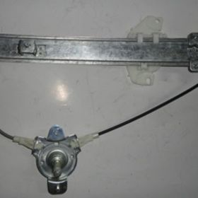 Hyundai Elantra 1998-2001 Sağ Manuel Ön Cam Krikosu