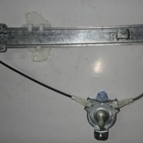 Hyundai Elantra 1998-2001 Sol Manuel Ön Cam Krikosu