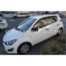 Hyundai i20 2012 Mugen Cam Rüzgarlığı