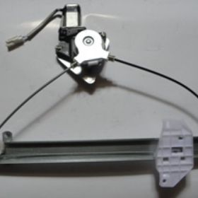 Hyundai Matrix 2006-2008 Sağ Elektrikli Motorlu Arka Cam Krikosu