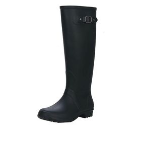 İgor W10130-O94 Lacivert Kadın Yağmur Çizmesi