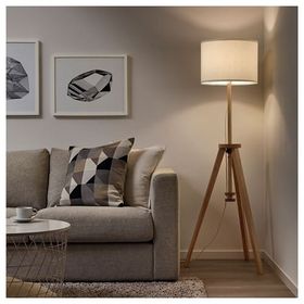 IKEA Lauters Dişbudak Beyaz Yer Lambası