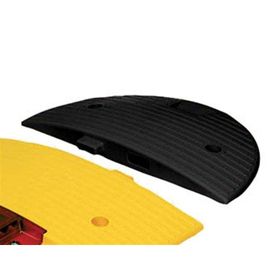 İleri Trafik 50 x 25 cm Flaşörlü Hız Kesici Kapağı Yol Kasisi