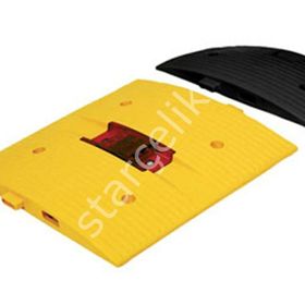 İleri Trafik 50x50 cm Flaşörlü Hız Kesici Yol Kasisi