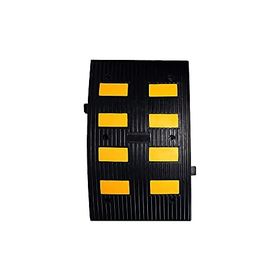 İleri Trafik 90x50x5,5 cm Reflektörlü Hız Kesici