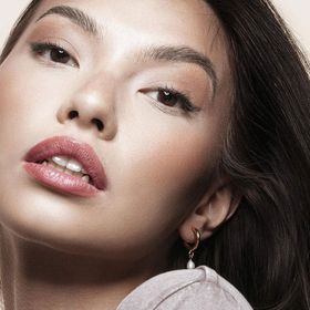 Inglot Kiss Catcher 904 Peach Mousse Ruj