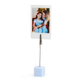 Instax Mini 12 Mavi Fotoğraf Makinesi 10'lu Film Kıskaçlı Resim Standı ve Silikon Kılıf Seti