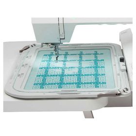 Janome MC550E Beyaz Bilgisayarlı Otomatik Nakış Makinesi