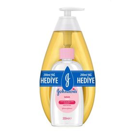Johnson's Baby 200 ml Nazik Günlük Bakım Bebek Şampuanı + 200 ml Bebek Yağı