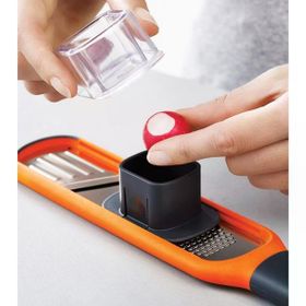 Joseph Joseph Handi-Grate 2´si 1 Arada Turuncu Mini Rende ve Dilimleyici