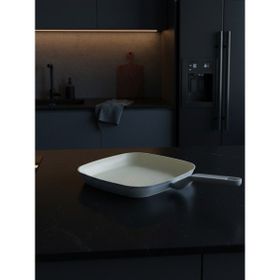 Jumbo Swiss Crystal Light Grey Grill 28 cm Tava