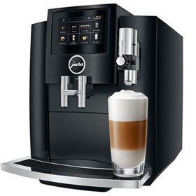 Jura S8 Piano Black Tam Otomatik Kahve Makinesi