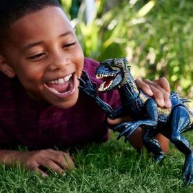 Jurassic World Tehlikeli Takip Dinozor Figürü