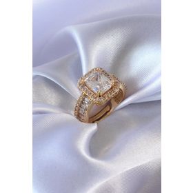 Kadın Gold Renk Zirkon Taşlı Yüzük