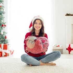 Kalp Formunda Aplikeli Peluş Kuzu El ısıtma Yastığı