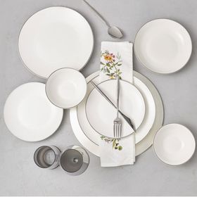 Karaca Alicia Platinium 6 Kişilik 24 Parça Yemek Takımı