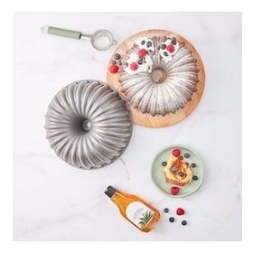 Karaca Cake Pro Dilimli Antrasit Döküm Kek Kalıbı