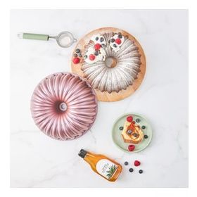 Karaca Cake Pro Dilimli Pembe Döküm Kek Kalıbı