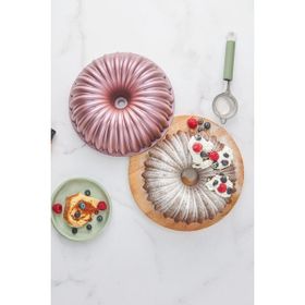 Karaca Cake Pro Dilimli Pembe Döküm Kek Kalıbı