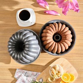 Karaca Cake Pro Lina Antrasit 25,5 cm Döküm Kek Kalıbı