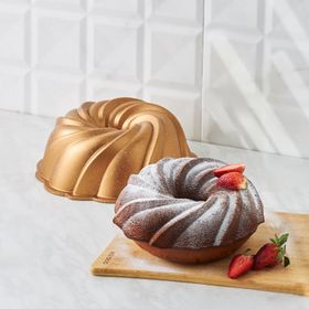 Karaca Cake Pro Pare Döküm Gold 24 cm Kek Kalıbı