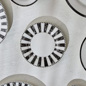 Karaca Damalı 19 cm Porselen Pasta Tabağı