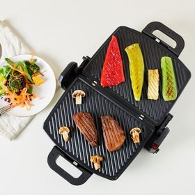 Karaca Future Essential Matte Kırmızı Tost Makinesi
