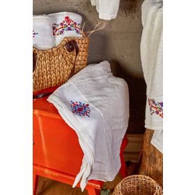 Karaca Home Chipas Offwhite Nakışlı Aile Banyo Seti