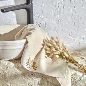 Karaca Home Comfort Touch Bej 30x50 cm Nakışlı Pamuk Havlu