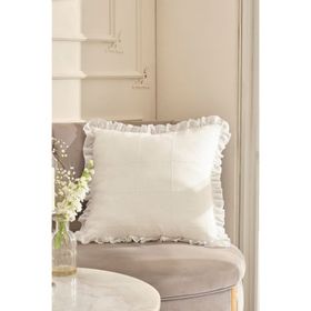 Karaca Home Lalisa 45x45 cm Beyaz Dolgulu Kırlent