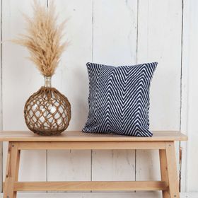 Karaca Home Savana 45x45 cm Mavi Jakar Kırlent