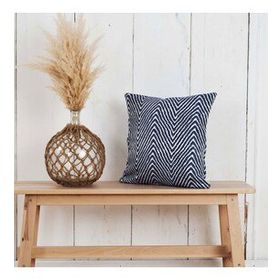 Karaca Home Savana 45x45 cm Mavi Jakar Kırlent