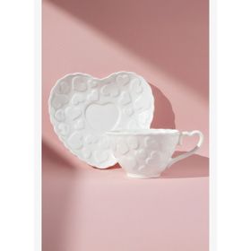 Karaca Pink Love Beyaz 100 ml Kahve Fincanı ve Tabağı
