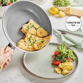 Karaca Refika Birgül İle Swiss Crystal Premium Krem 15 Parça Tava ve Tencereli Büyük Seti