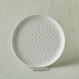 Karaca X Refika 18 cm Bembeyaz Yuvarlak Tatlı Tabağı