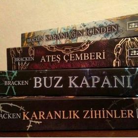 Karanlık Miras - Karanlık Zihinler 4 - Alexandra Bracken