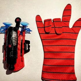 Kardelen Spiderman Ağ Atan Eldiven Seti
