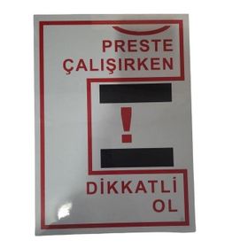 Katar Market Preste Çalışırken Dikkatli Ol Uyarı Levhası
