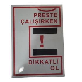 Katar Market Preste Çalışırken Dikkatli Ol Uyarı Levhası